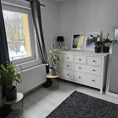 41 아파트 옐레니아구라